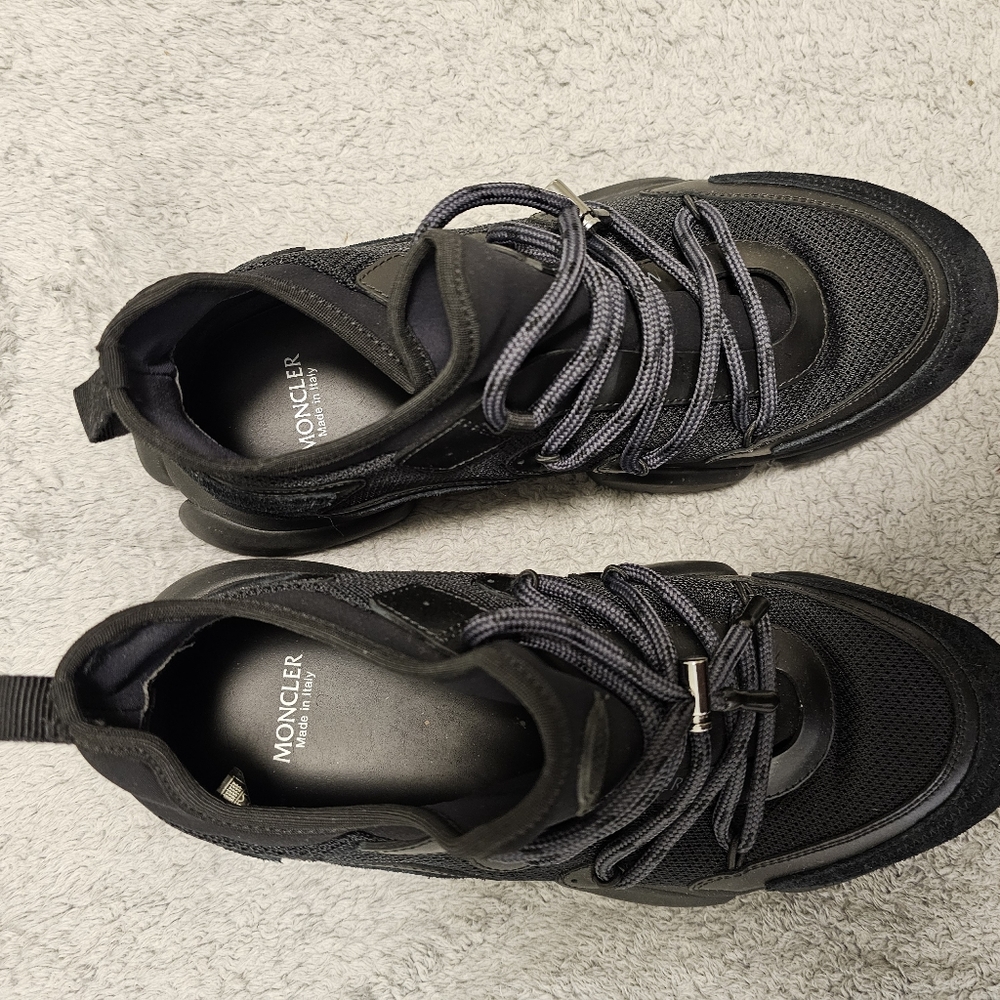 Moncler Stylish Shoes View 3
